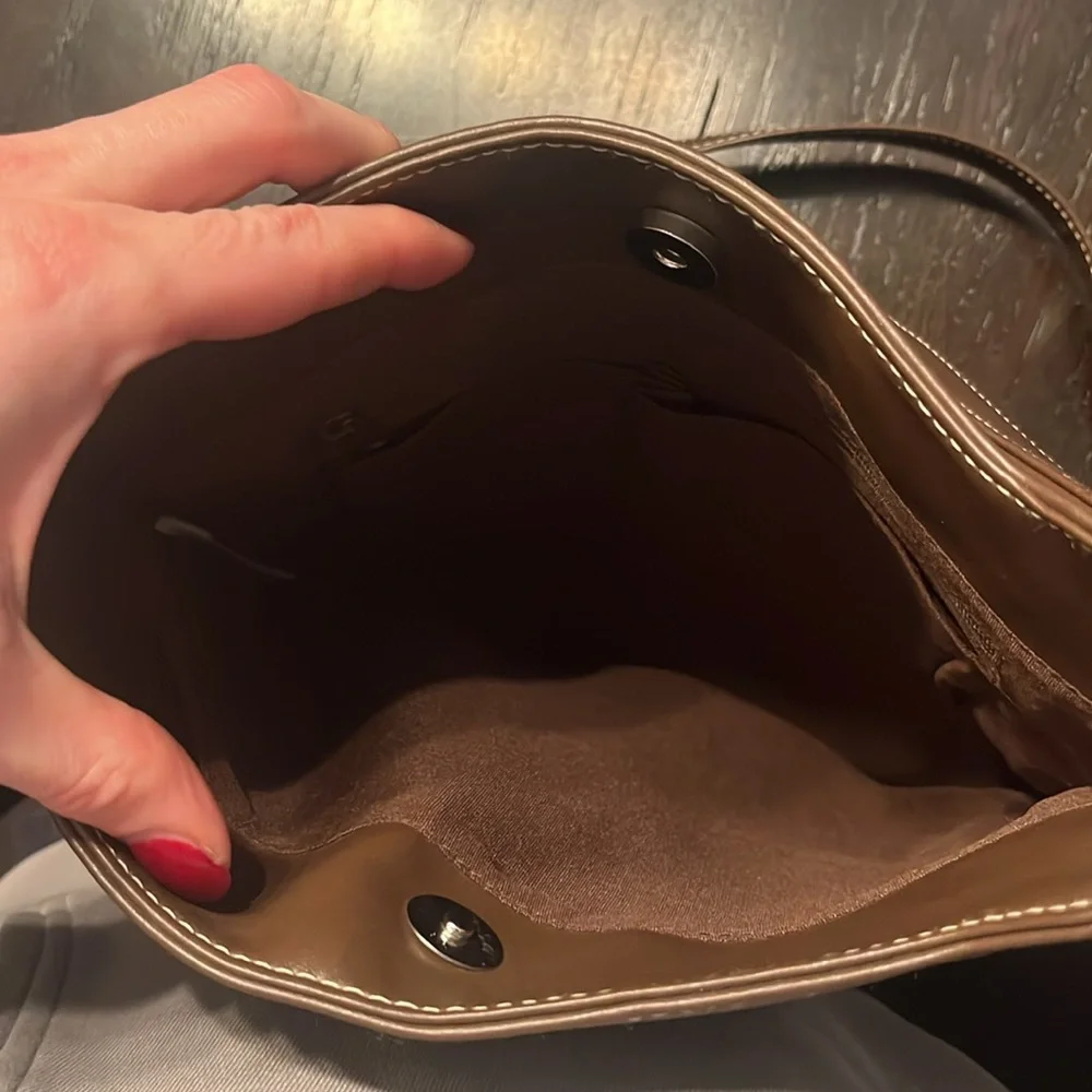 BRAND NEW Golden Retriever purse. - Picture 2 of 2